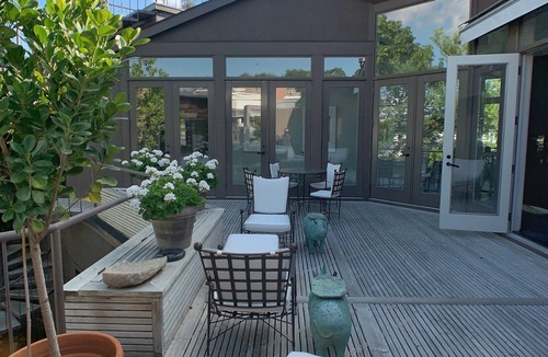 Harbor Springs House | Modern townhome downtown Harbor Springs