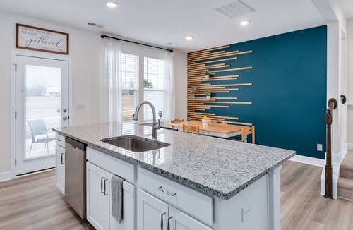 Black River House | Modern townhome w/Office Near Downtown Angier