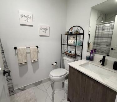 Florida City House | Modern townhome with kitchen and backyard access