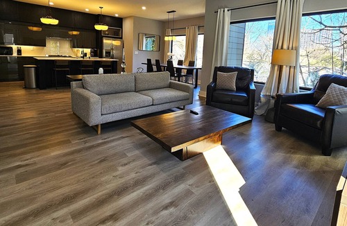 Home Park House | Modern Townhome with Midtown Skyline views