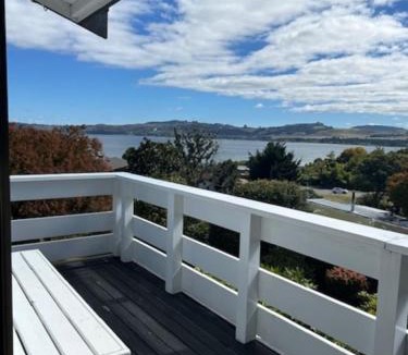 Hilltop House | Modern Townhouse, Stunning Views