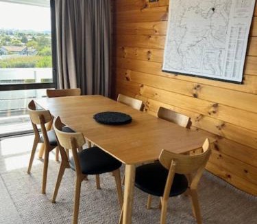 Hilltop House | Modern Townhouse, Stunning Views