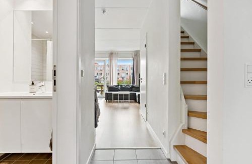 Orestad House | Modern Townhouse With Private Outdoor Area - 2BR 4 Beds