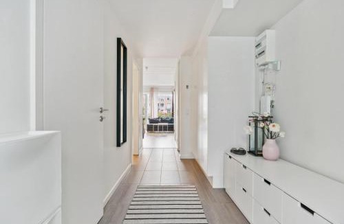 Orestad Apartment | Modern Townhouse With Private Outdoor Area - 2BR