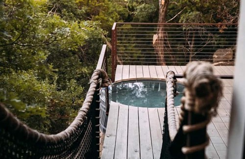 Oatmeal House | Modern Treetop Villa