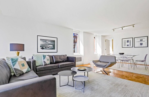 Prudential - St. Botolph Apartment | Modern Two Bed in Luxury Boston Building