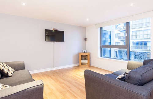 Newhaven Apartment | Modern Two Bedroom Apartment