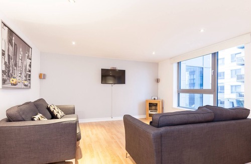 Newhaven Apartment | Modern Two Bedroom Apartment