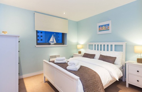 Newhaven Apartment | Modern Two Bedroom Apartment
