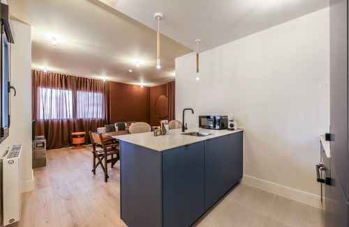 Puerta del Angel Apartment | Modern two-bedroom apartment near the Royal Palace 02