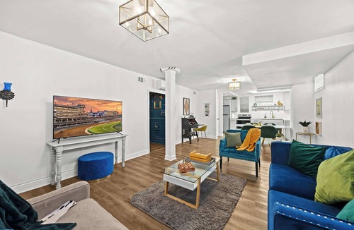 Audubon Apartment | Modern unit near Churchill Downs perfect for DERBY