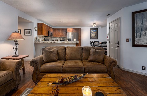 North Park City Condo | Modern, updated condo 100yds from the Park City Mt. - close to Deer Valley