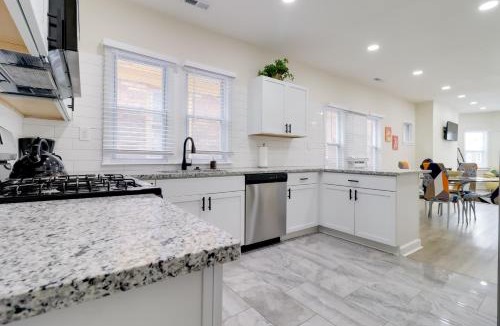 Detroit House | Modern Updates & Great Location! Detroit Duplex