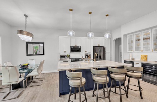 Chandler House | Modern, Upgraded, Resort-Style