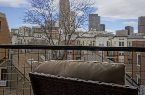 Uptown Apartment | Modern Uptown Charmer with Skyline Views