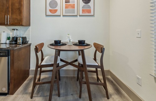 Cityplace Apartment | Modern Uptown Gem. Free Parking.