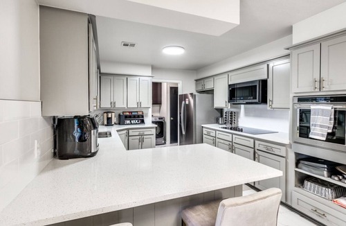 Oklahoma City House | Modern Urban Retreat With Hot Tub. Close to major popular restaurants. n