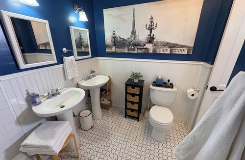 View Park-Windsor Hills House | Modern Comfort in Historic View Park - 4 Miles to SoFi