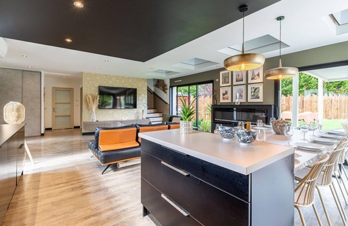 Saint-Aignan-Grandlieu House | Modern Villa with Private Pool