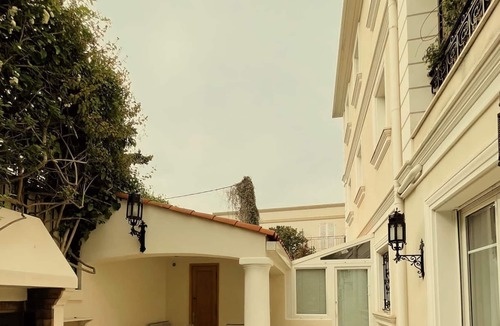 Cap-Ferrat Villa | Modern Villa