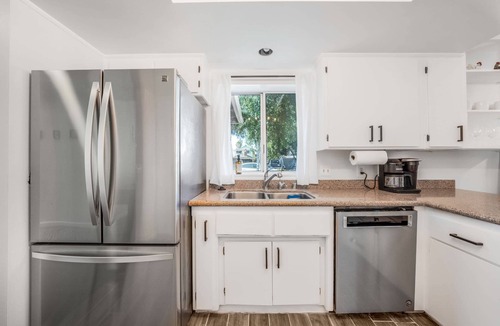 Santa Ynez House | Modern Valley Oasis! Pet-friendly & Walkable to DT