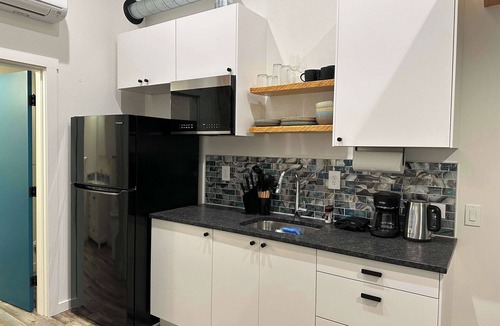 White Salmon House | Modern Vibrant Tiny Home In Paradise