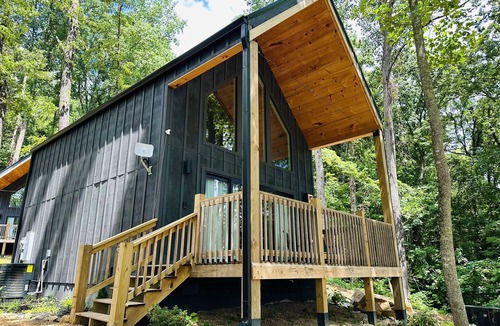 Sevierville Cottage | Modern View Cottage | Amazing Smoky Views