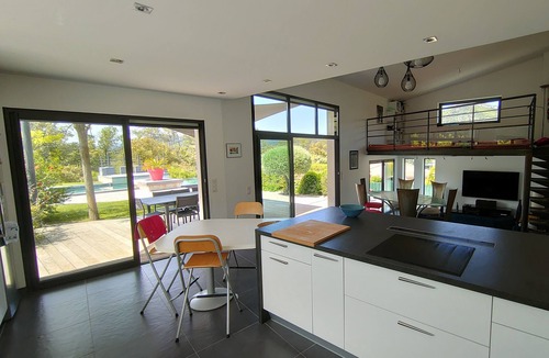 Lauret House | Modern villa 8 pers with view, infinity pool