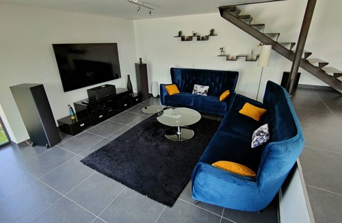 Lauret House | Modern villa 8 pers with view, infinity pool