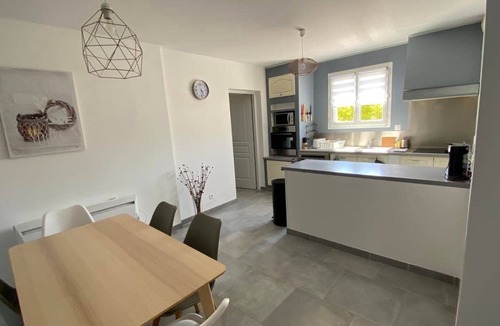 Bagnols-sur-Ceze Villa | Modern villa between Avignon and Uzés