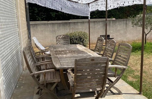 Bagnols-sur-Ceze Villa | Modern villa between Avignon and Uzés