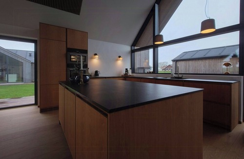 Samsø House | Modern villa by Ballen Marina on Samsø