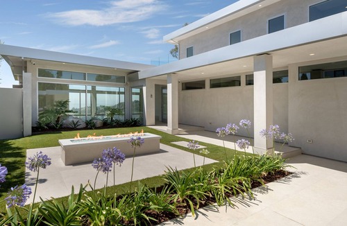 Sherman Oaks Villa | MODERN VILLA IN BEVRLY HILLS