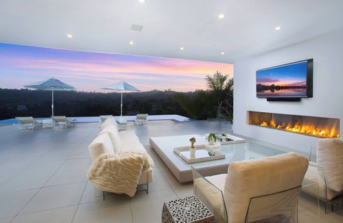 Beverly Glen Villa | MODERN VILLA IN BEVERLY HILLS