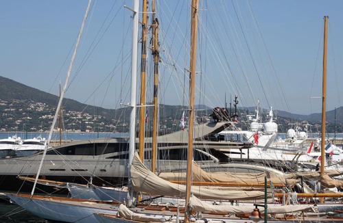 Gassin Villa | Modern Villa in Gassin with Sauna