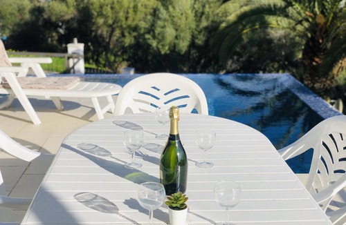 El Mas Fumats House | Modern villa in Roses with pool, air conditioning and private parking
