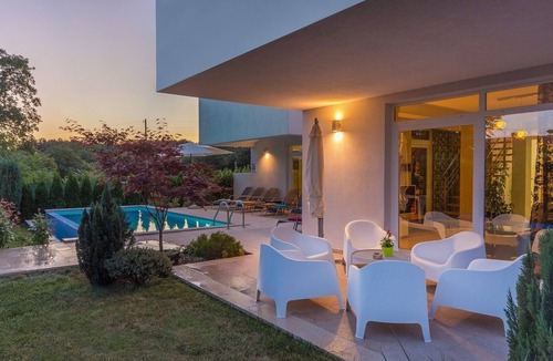 Zminj Villa | Modern Villa Kate in Zminj