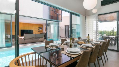 Kastelir Villa | Modern villa Ruzic with pool near Porec