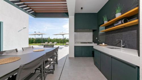 Kastelir Villa | Modern villa Ruzic with pool near Porec