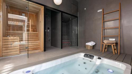 Kastelir Villa | Modern villa Ruzic with pool near Porec