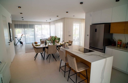 Vantacici Villa | Modern Villa Sarah with heated pool & Seaview