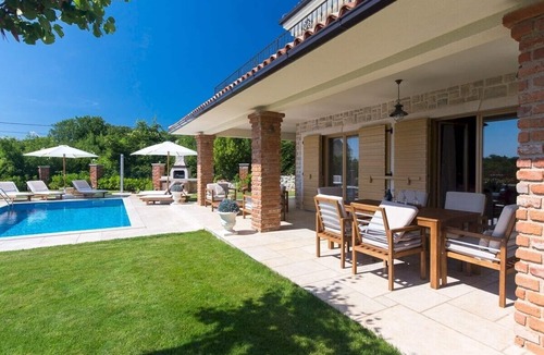 Kras Villa | Modern Villa Tia* with a rustic touch and a pool on Krk
