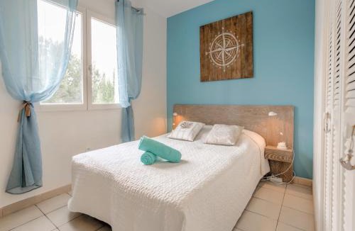 Pouzols-Minervois Villa | Modern villa with private pool
