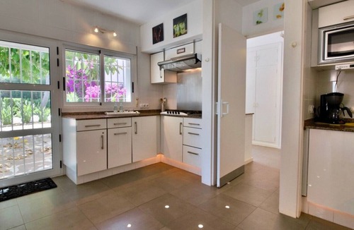 Pedreguer Villa | Modern Villa with pool and garden Finca La Xara