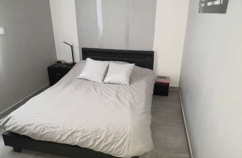 Maraussan Villa | Modern villa with pool and jacuzzi