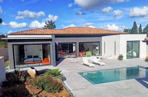 Les Amarats House | Modern villa with pool
