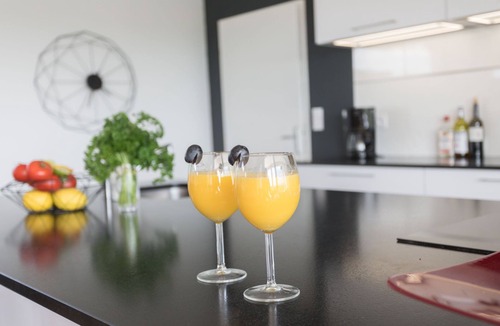 Azille Villa | Modern villa with private pool and jacuzzi