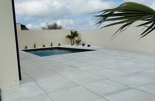 Pennautier Villa | Modern villa with swimming pool and breathtaking views
