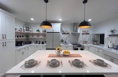 Mount Hamilton House | Modern Vineyard Oasis 2 br/2ba