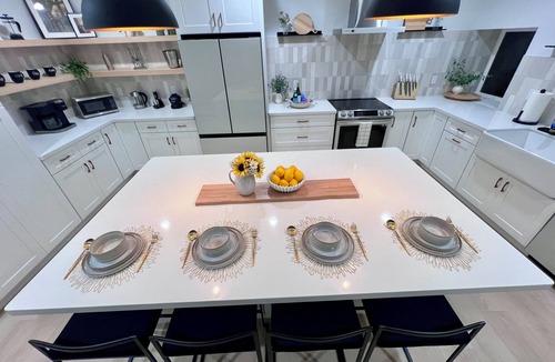 Mount Hamilton House | Modern Vineyard Oasis 2 br/2ba